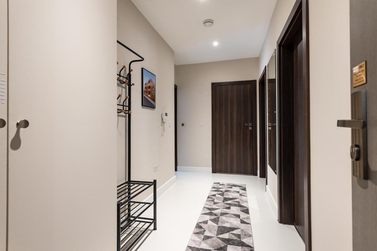 Home From Home - Reliable Long-Term Stay For Working Guests - Apartment 3 ジリンガム エクステリア 写真